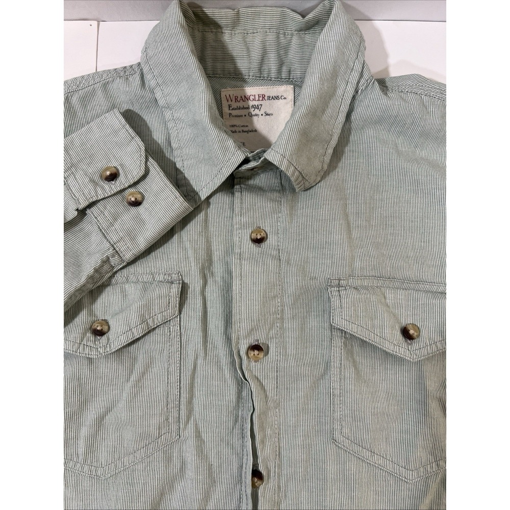 Wrangler Jeans Co Long Sleeve Green  Stripped Dress Shirt Size‎ L